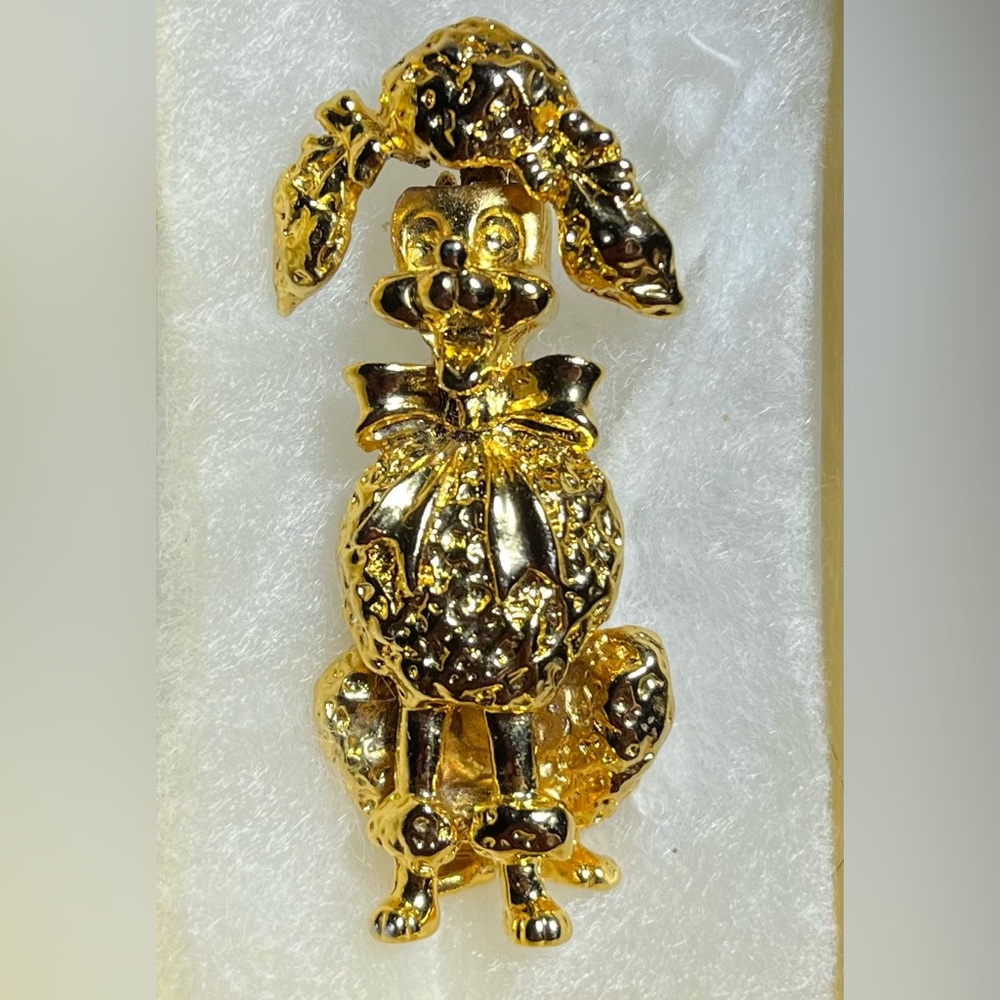 Vintage Gold Poodle 🐩 Brooch signed AAI